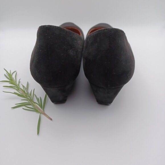 Noblez Ballet-Toe Wedge Heels - Picture 5 of 9